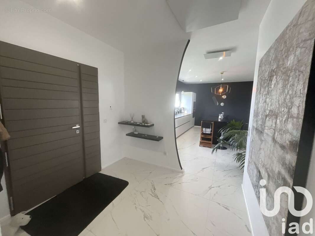 Photo 7 - Maison à ITEUIL