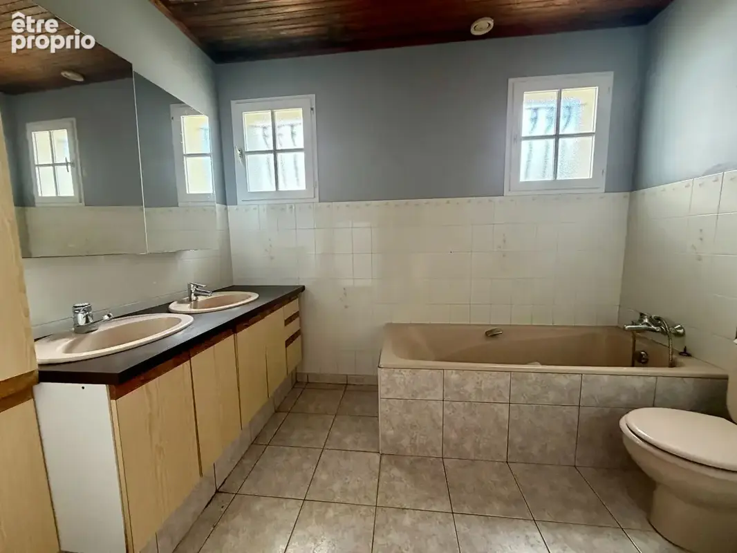 Maison 5 pièces 184 m² à vendre à Challans (85300) - photo 12
