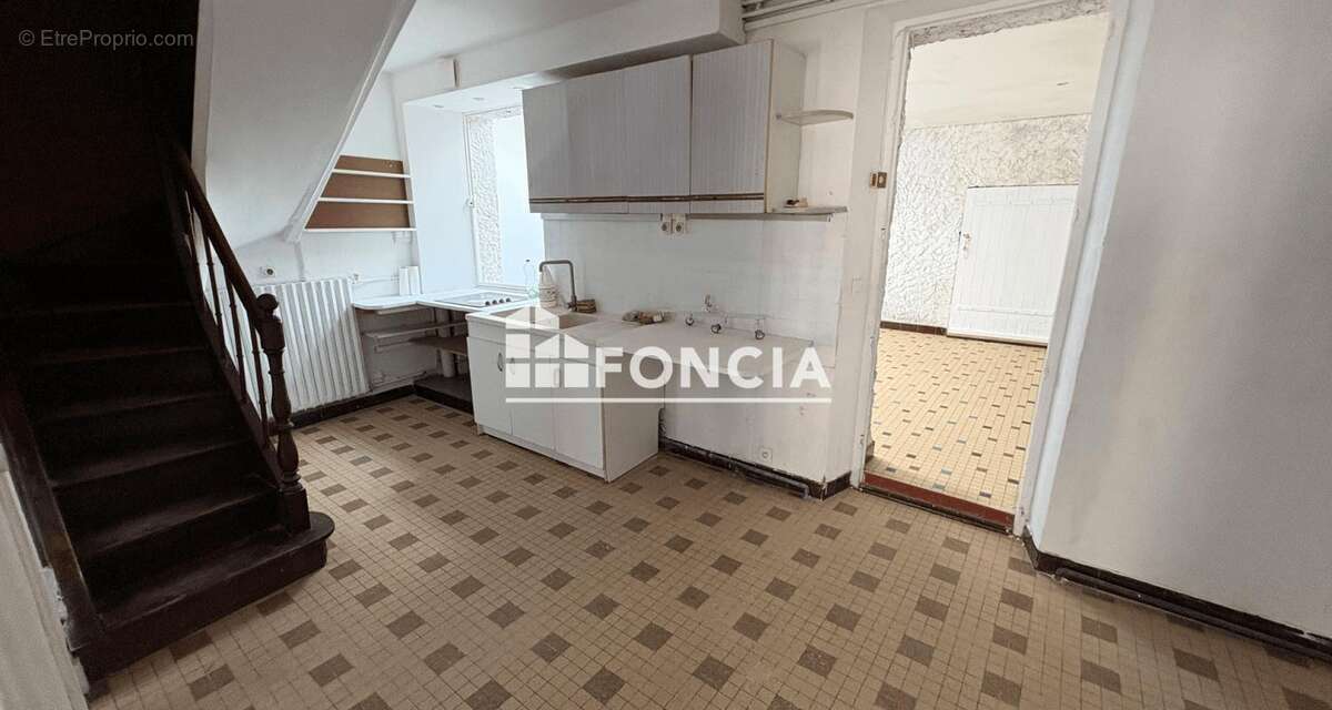 Maison à SARGE-LES-LE-MANS