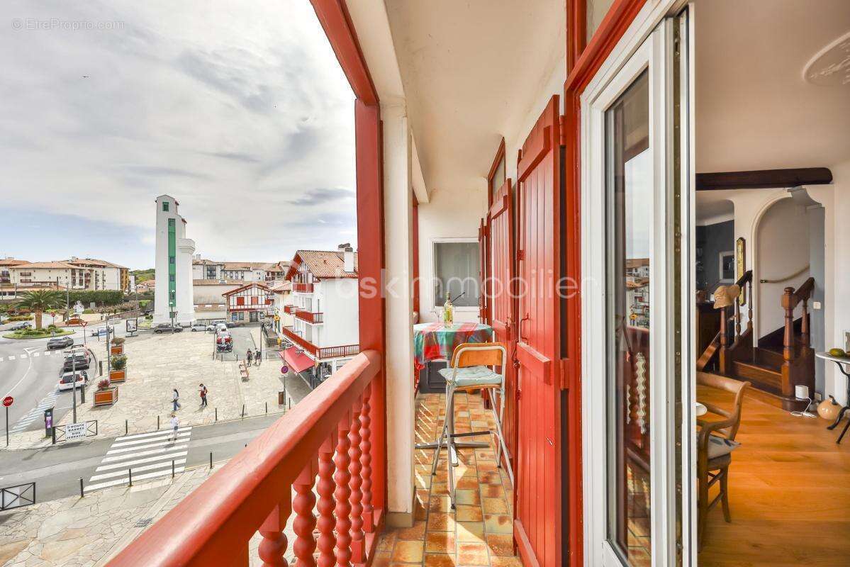 Appartement à CIBOURE