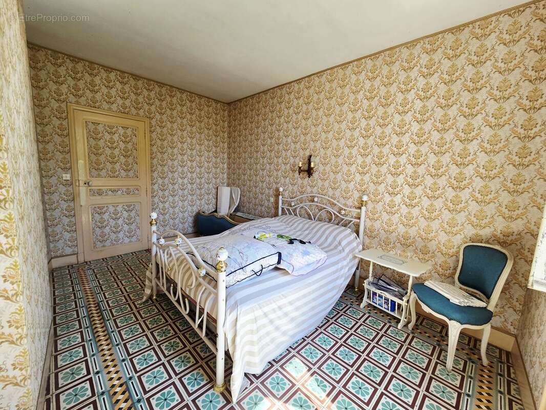 Maison à SAINT-JEAN-DE-MINERVOIS