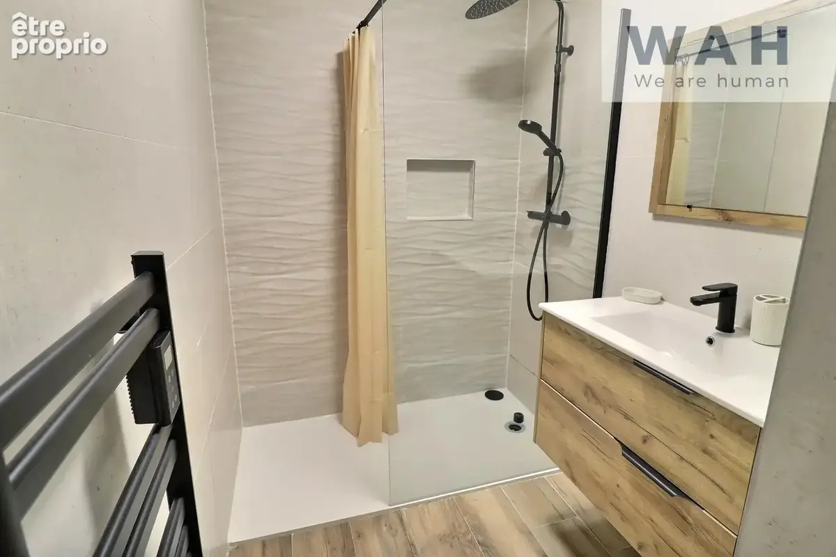 Appartement rénové 2P 42 m2 en RDC Lunel 34400 - photo 3