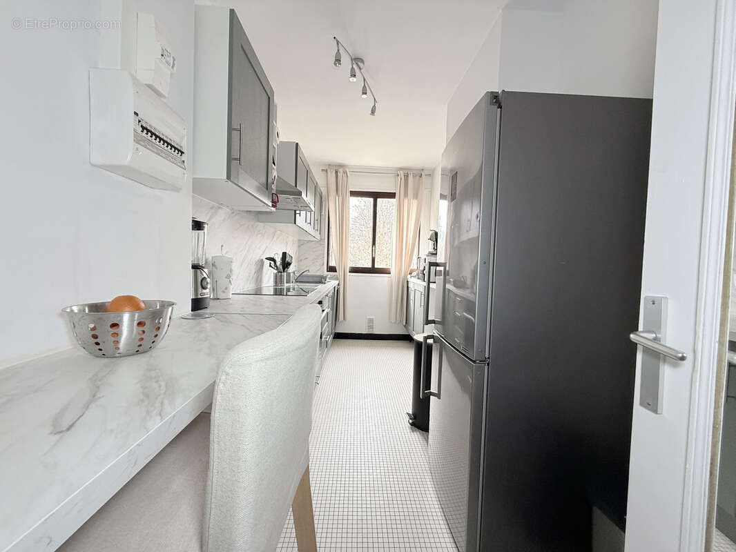 Appartement à LA CELLE-SAINT-CLOUD