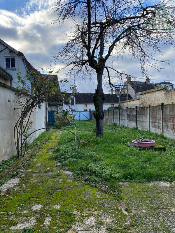 Maison de ville - 120 m2 - photo 2