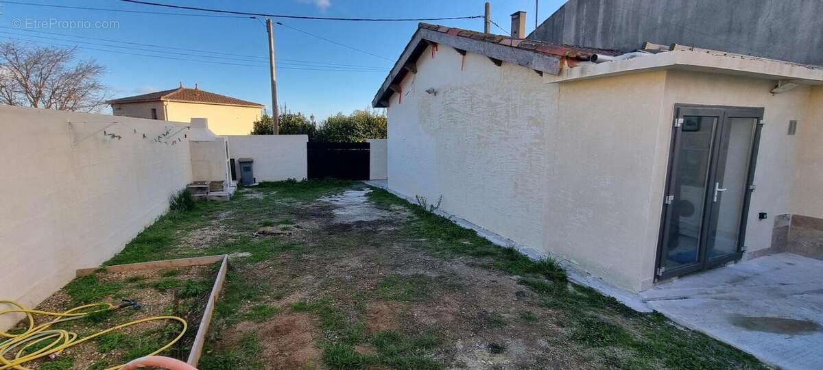 Maison à ALIGNAN-DU-VENT