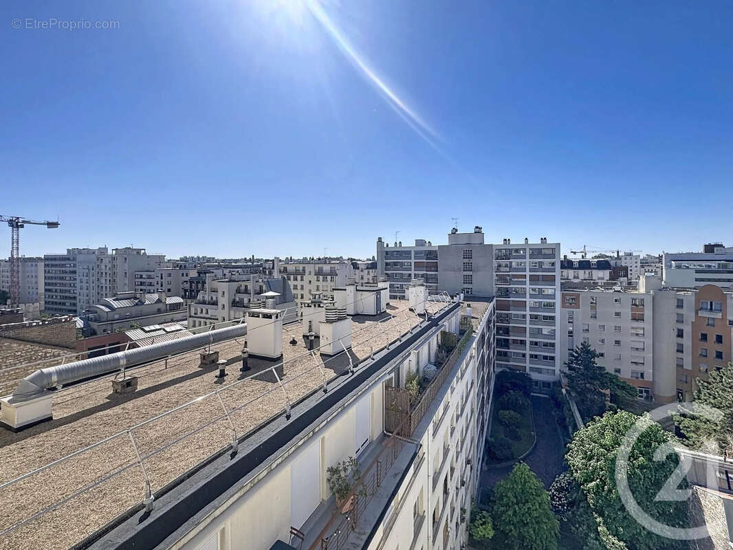 Appartement à PARIS-20E