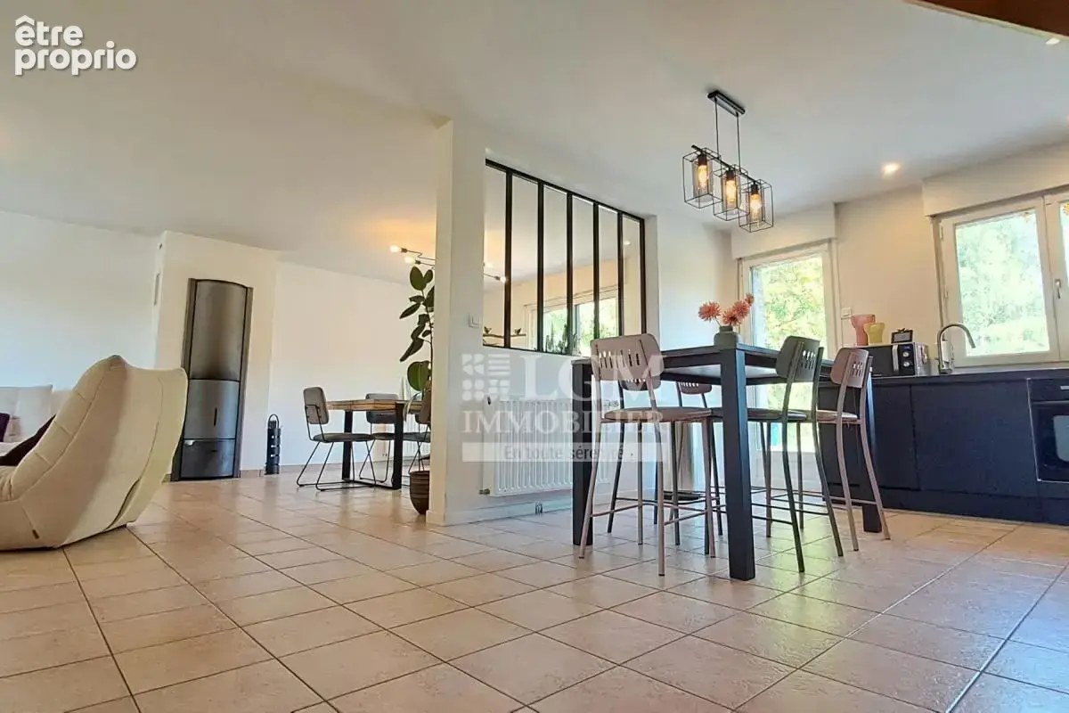 Winnezeele - Maison familiale semi plain-pied, individuelle- 150 m², jardin- Terrain 3 610 m² - photo 3