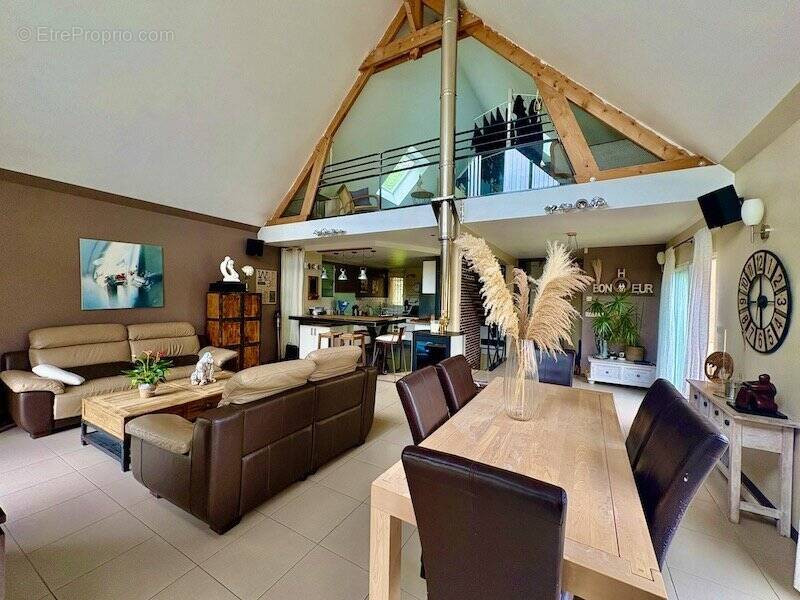 Maison à CHATEAUFORT