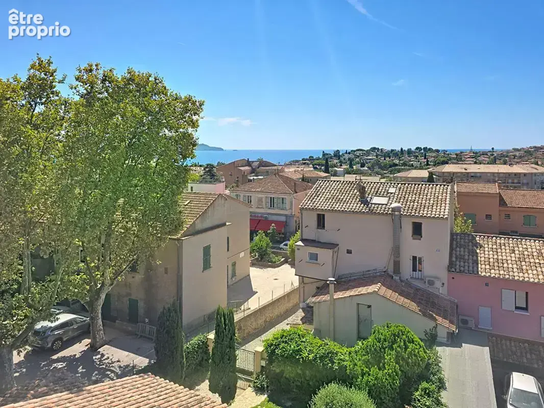 Appartement à CARQUEIRANNE