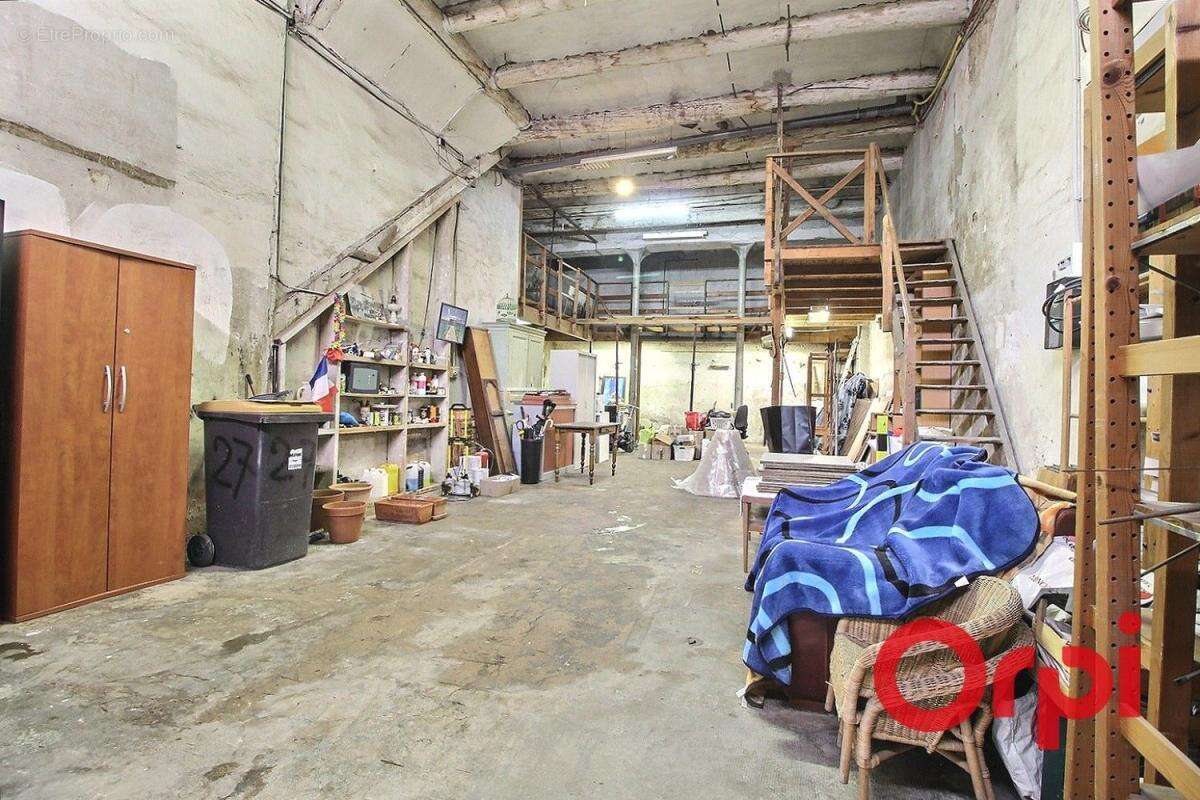 Appartement à MARSEILLE-2E