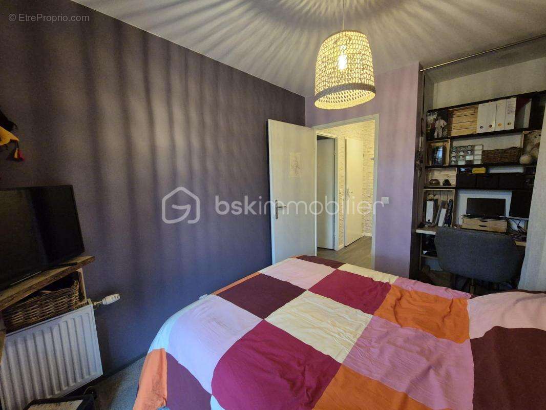 Appartement à COURCOURONNES