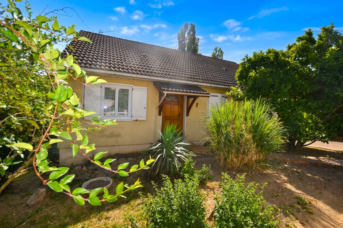 Maison à CHAPONOST