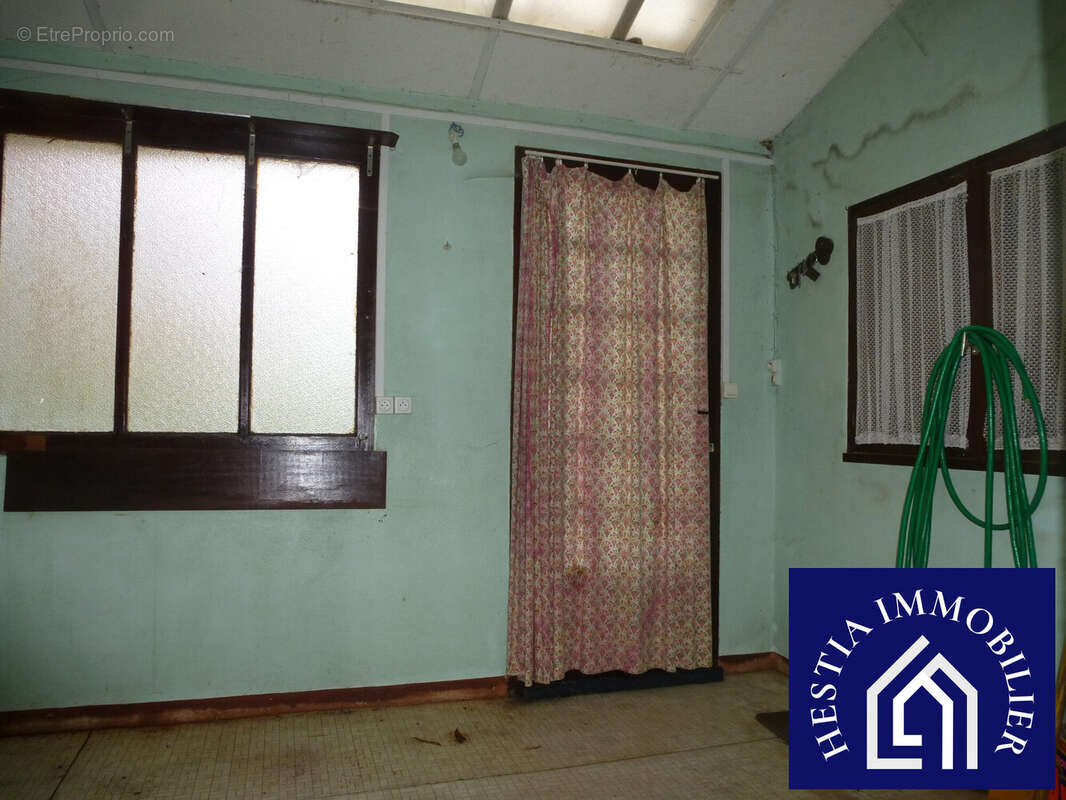 Maison à SAVIGNY-EN-TERRE-PLAINE