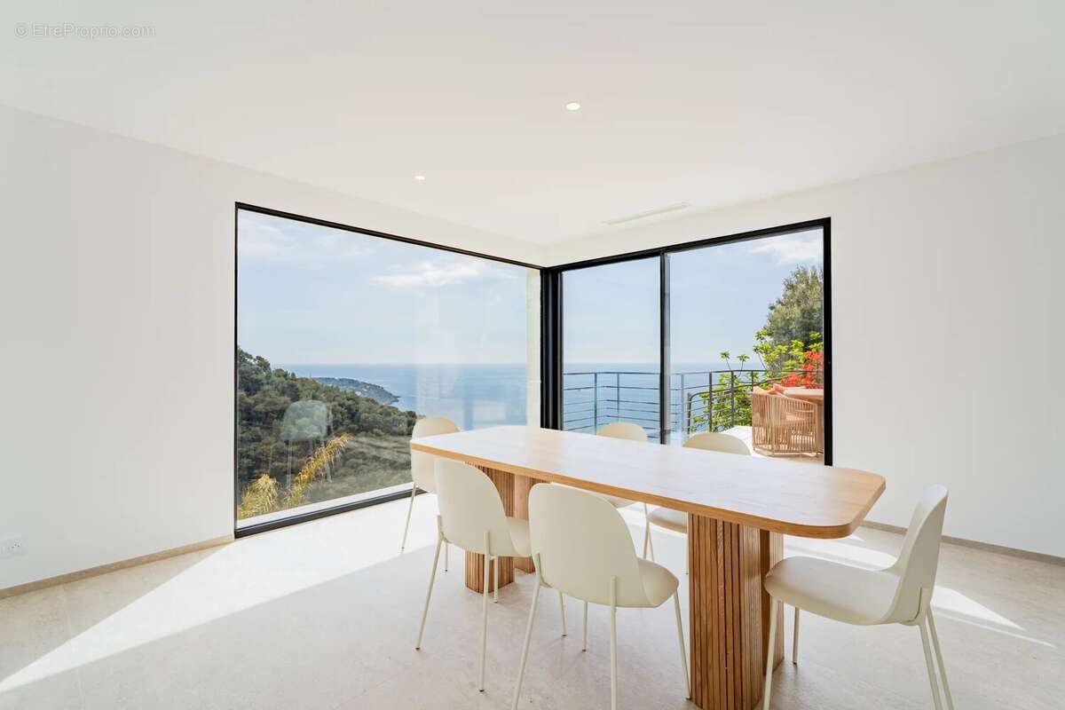 Maison à ROQUEBRUNE-CAP-MARTIN