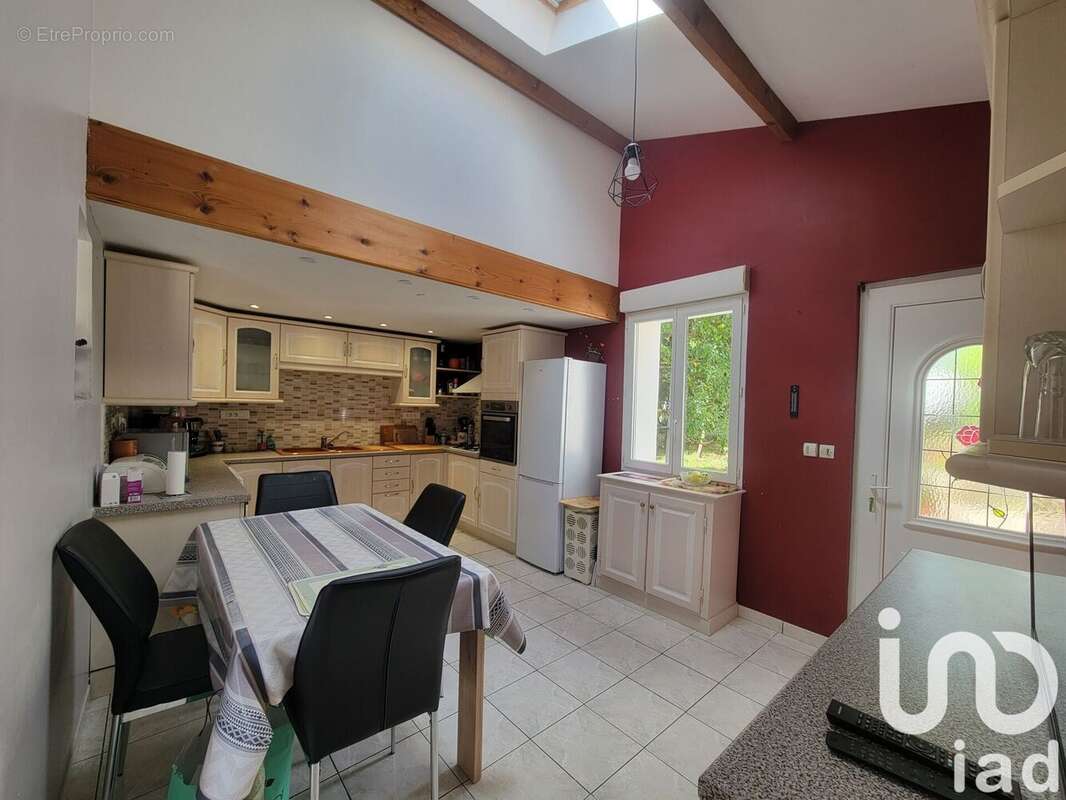 Photo 2 - Maison à SAINTES