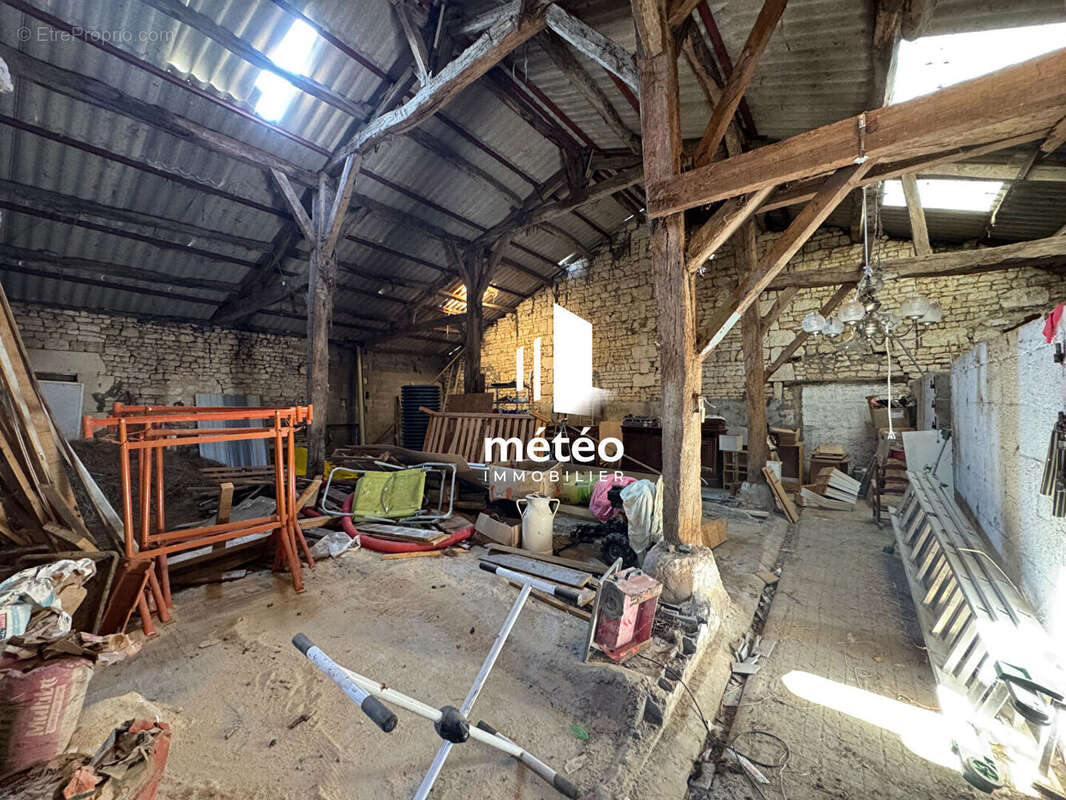 Belle grange de 134 m² à Luçon - photo 3