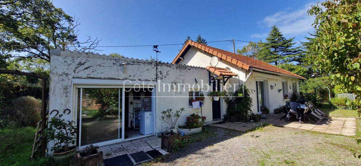 Maison à SAINT-MICHEL-CHEF-CHEF