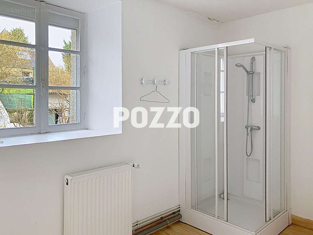 Maison à TESSY-SUR-VIRE