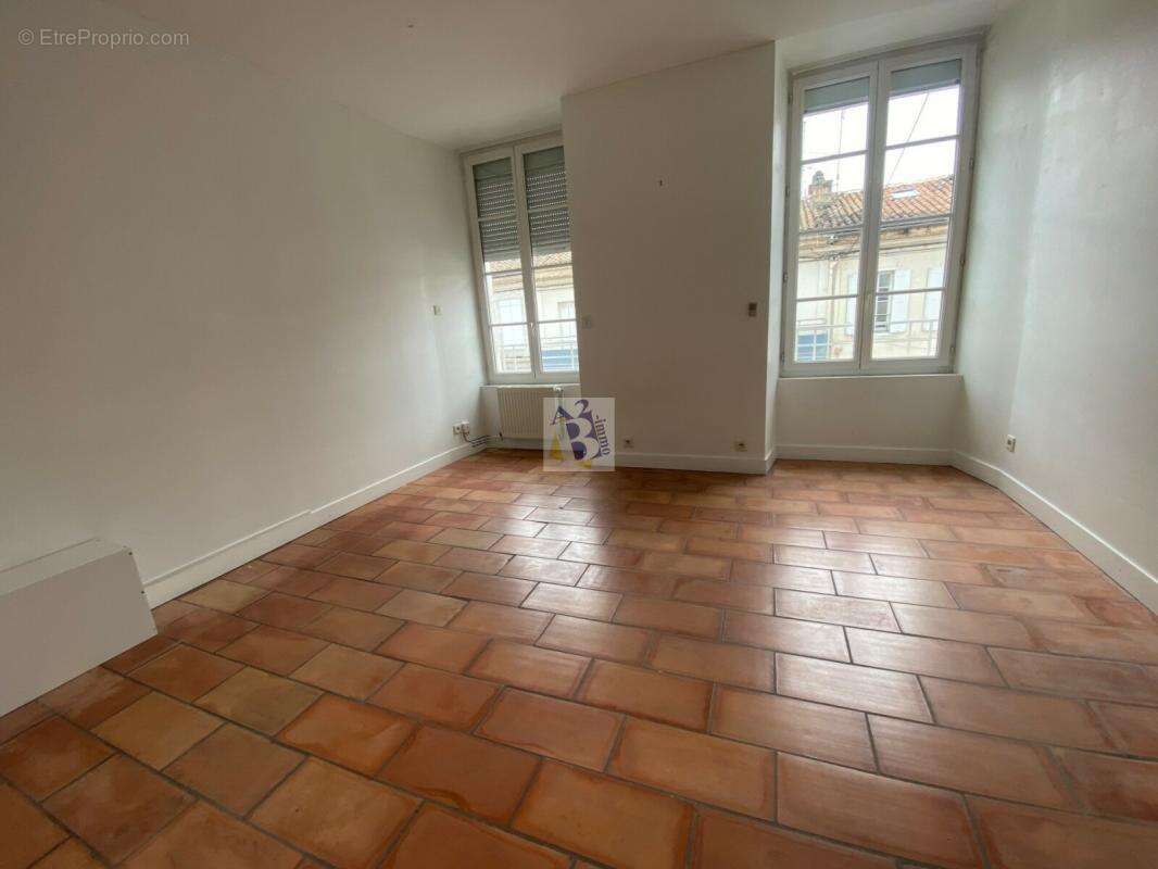 Immeuble/ maison - photo 2