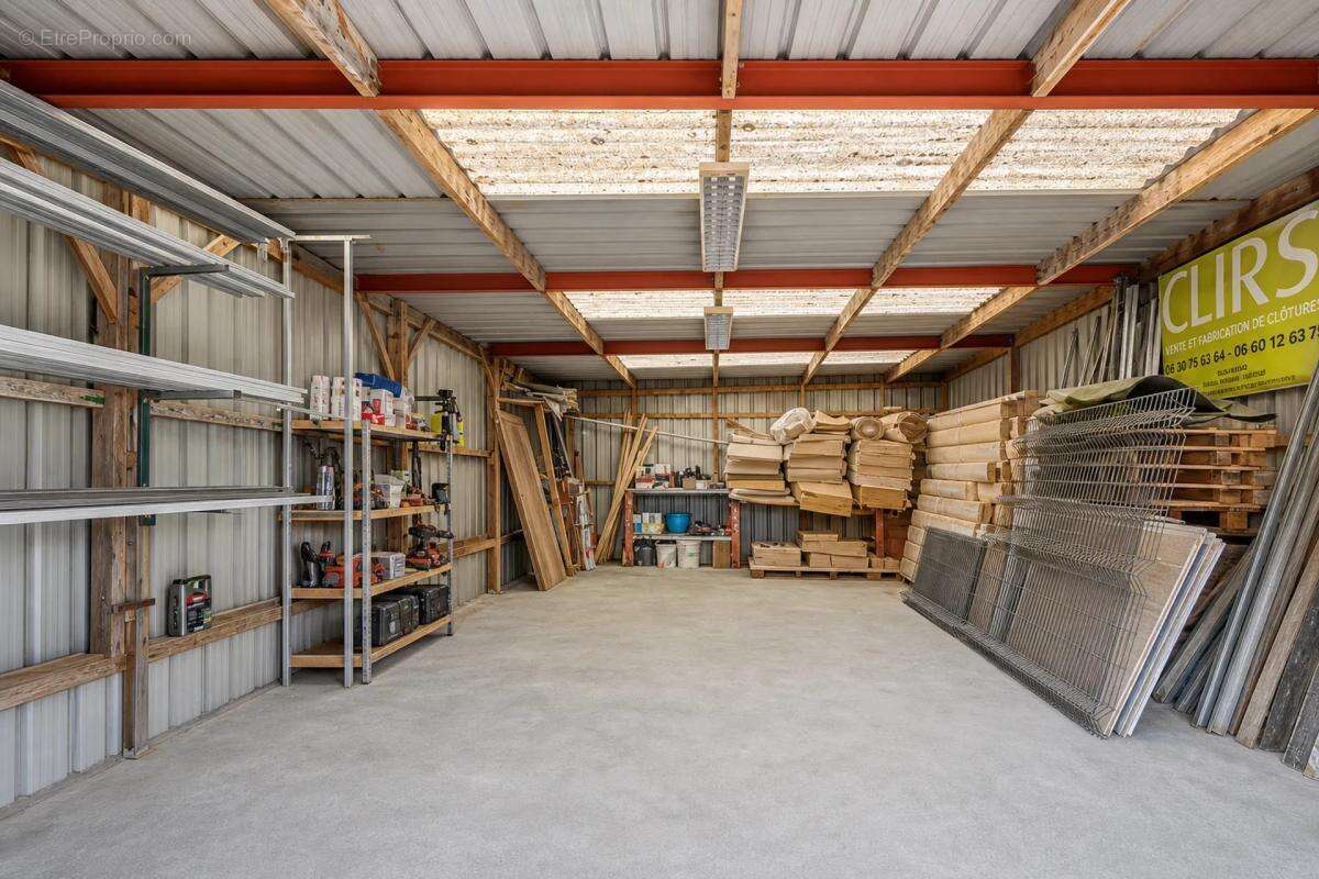 Loft spacieux de 260 m² à Plouguenast-Langast - photo 8