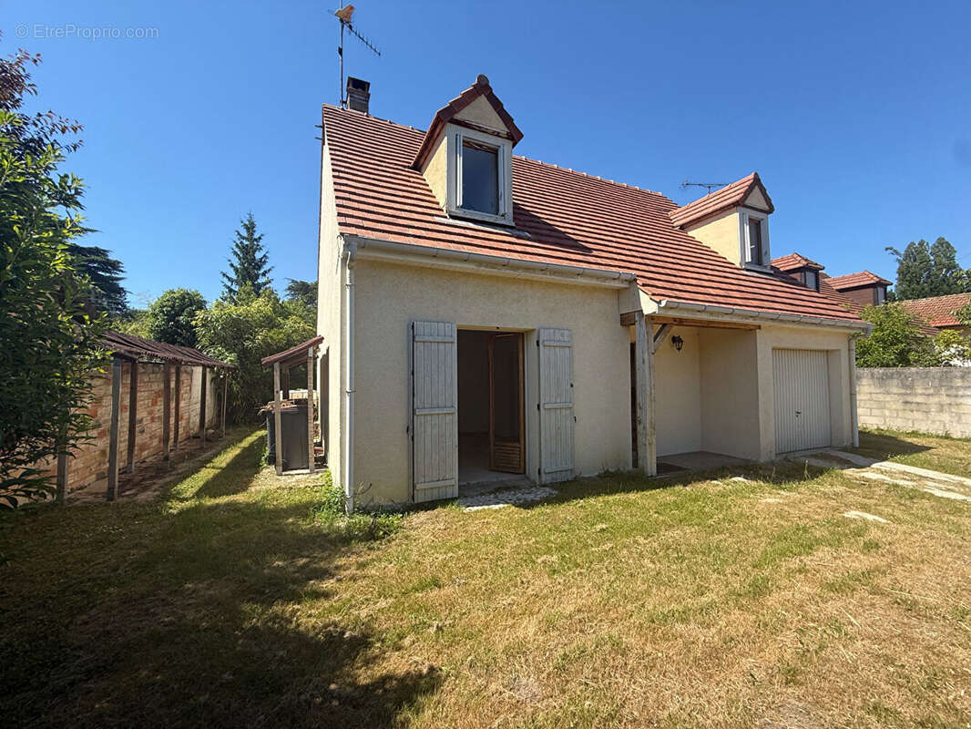 Maison à BOIS-LE-ROI