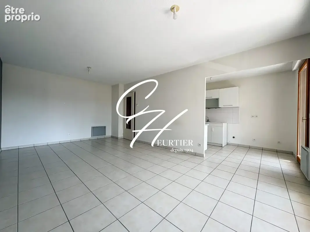 Appartement 52 m² à Montferrat  - photo 3