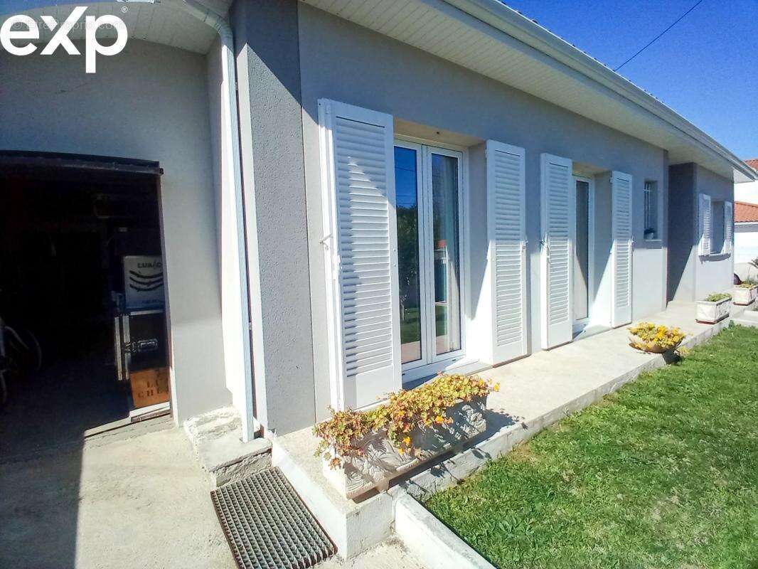 Maison à SAINTE-EULALIE