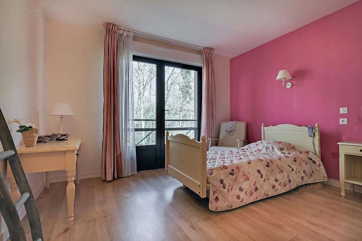 Appartement à BOMBON