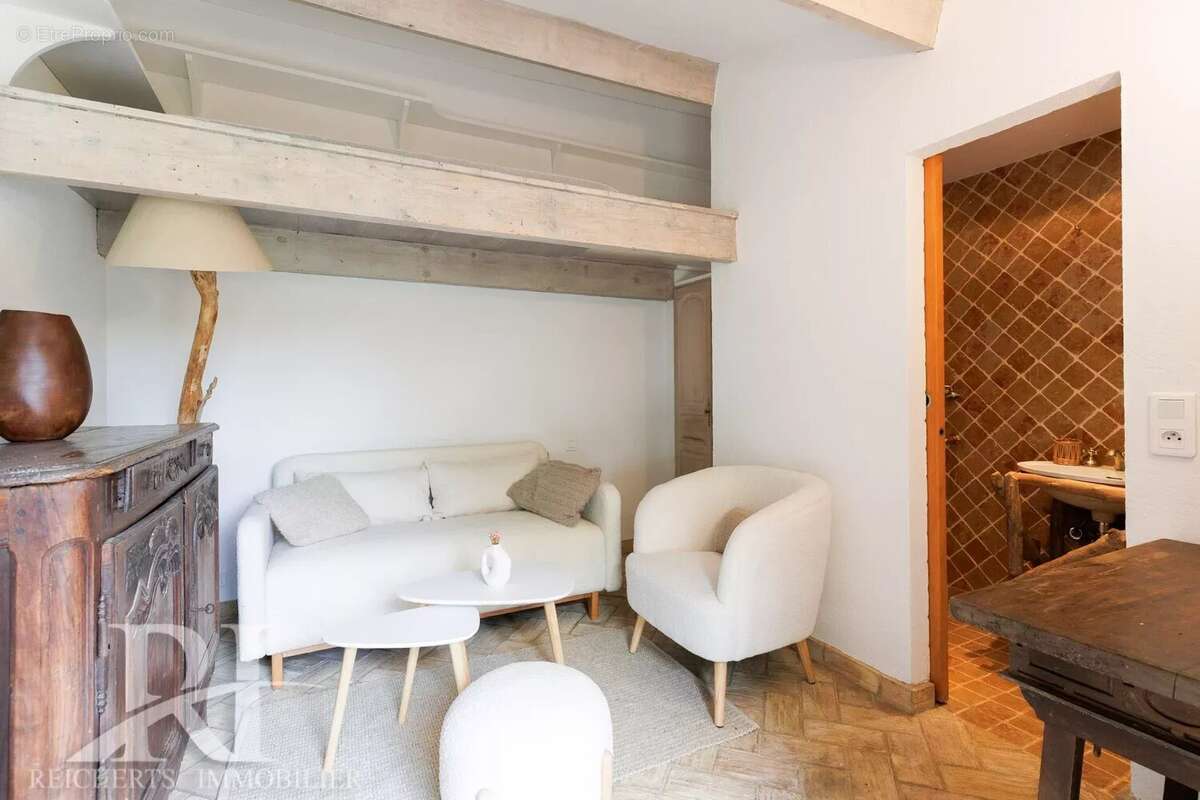 Maison à MOUGINS