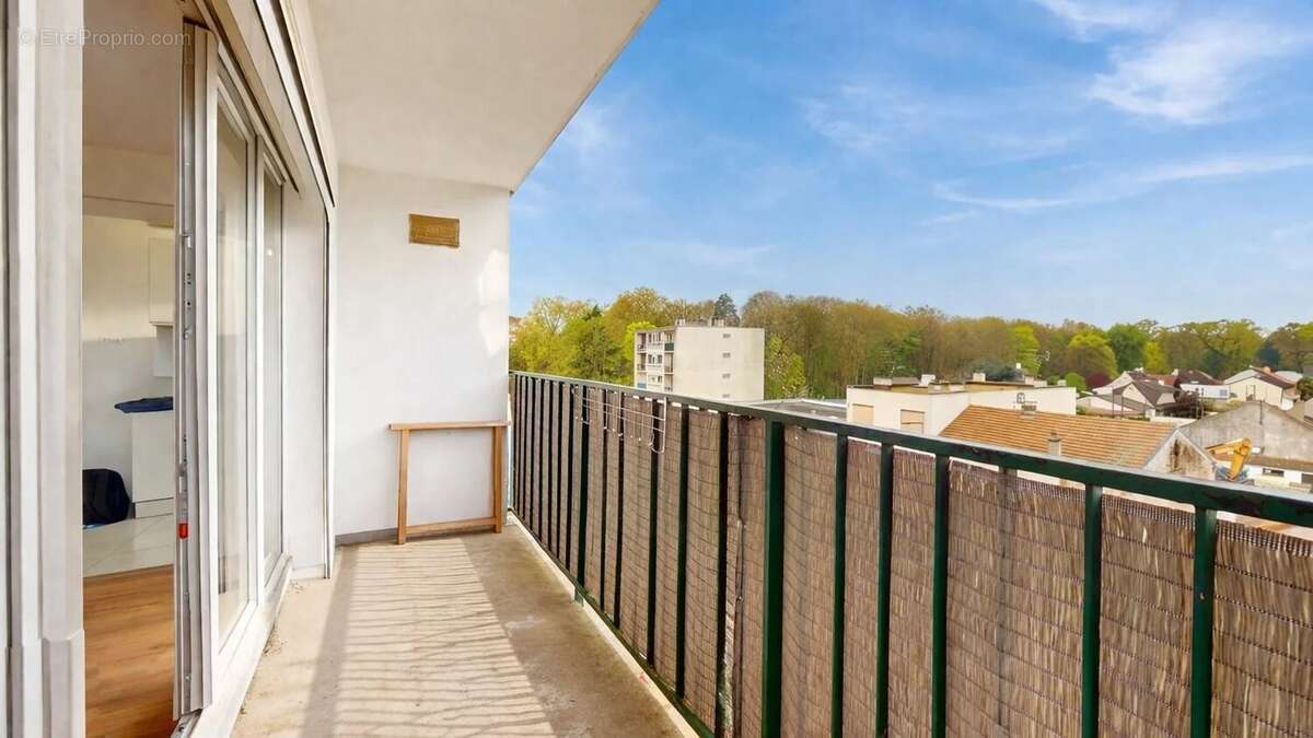 Appartement à LIVRY-GARGAN
