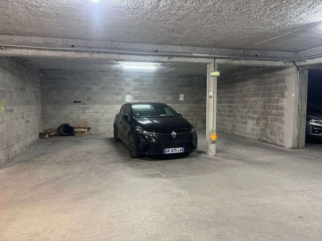 Appartement à EGUILLES