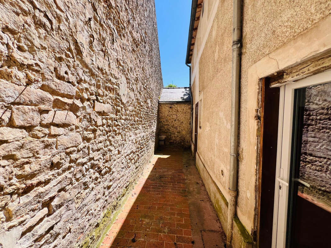 Maison à ETAMPES