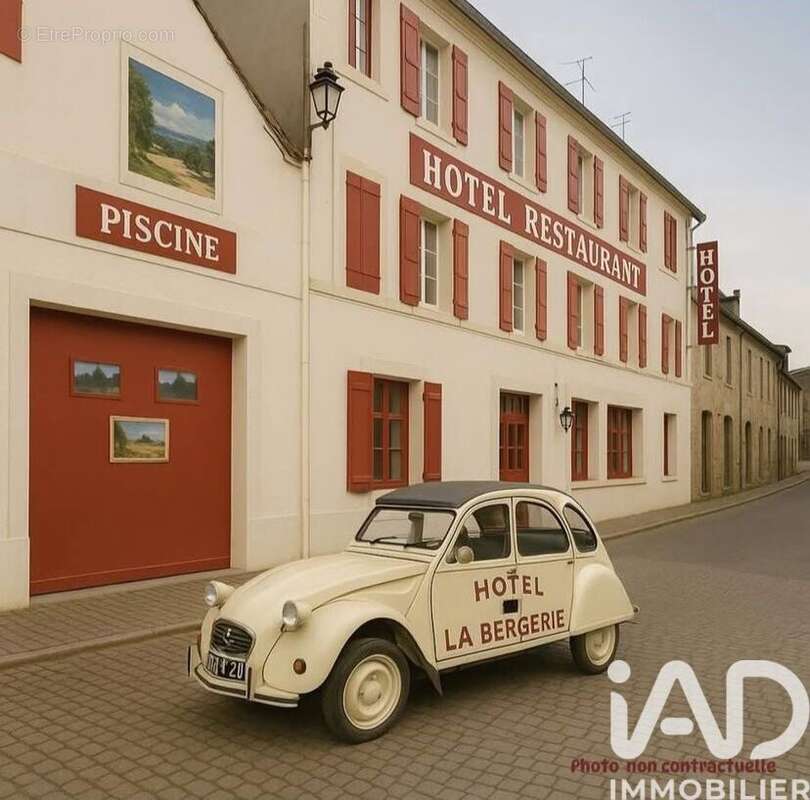 Photo 7 - Commerce à SEVERAC-LE-CHATEAU
