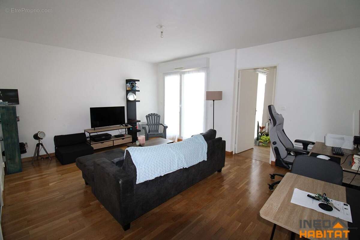 Appartement à NOYAL-CHATILLON-SUR-SEICHE