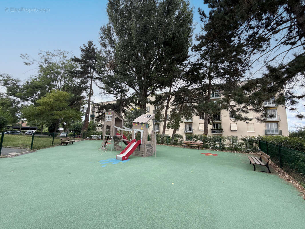 Appartement à RUEIL-MALMAISON