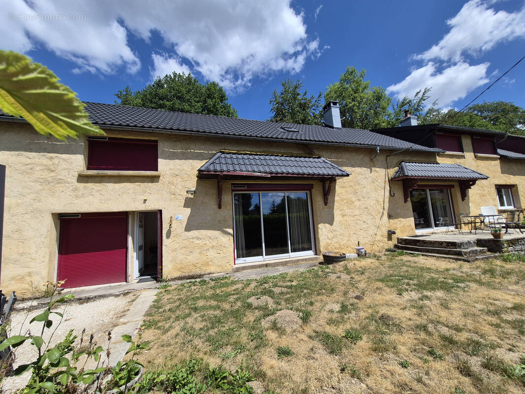 Maison à MOUX-EN-MORVAN