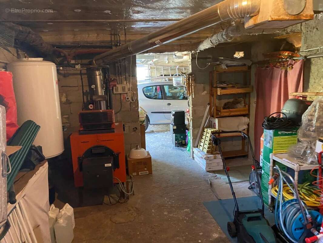 Maison à BAGNOLS-SUR-CEZE