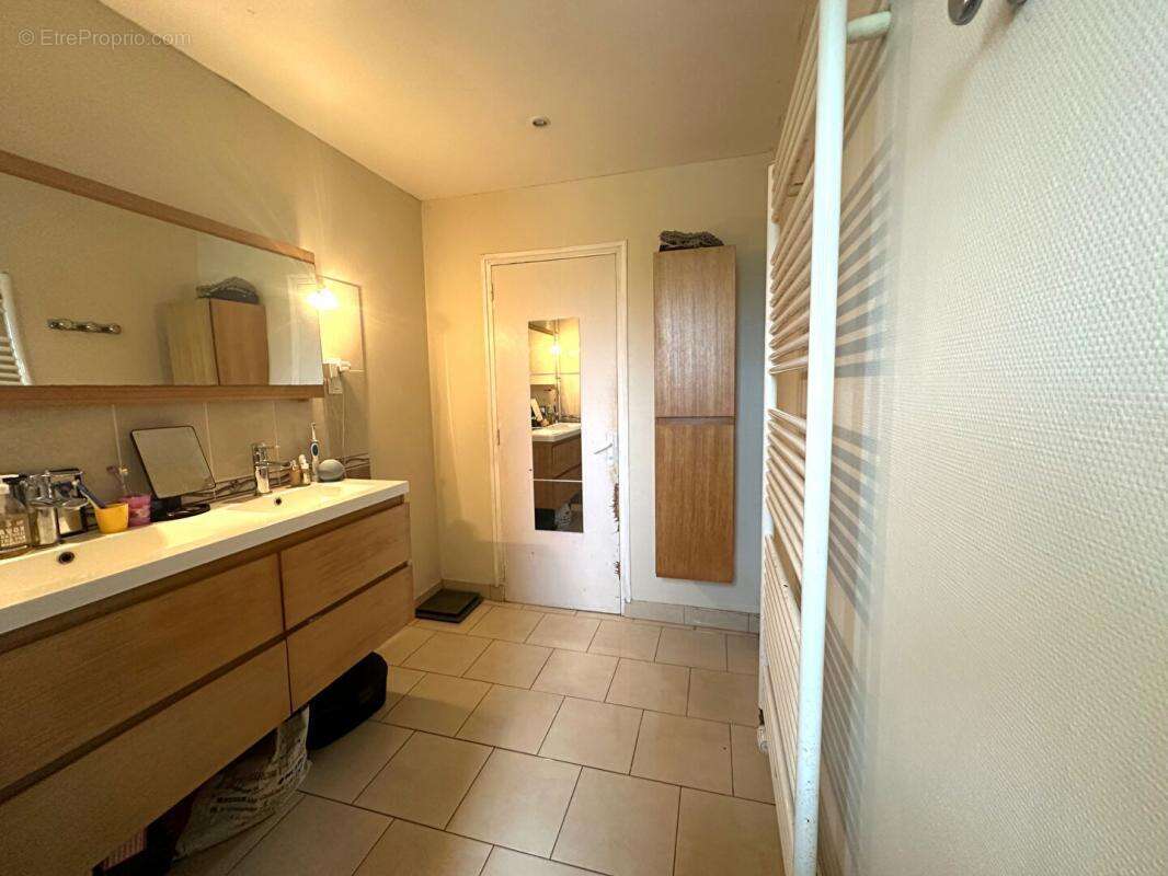 Maison à VICQ-SUR-NAHON