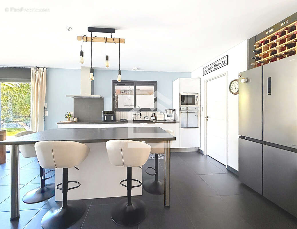 Maison moderne de 2018 avec suite parentale et piscine - photo 10