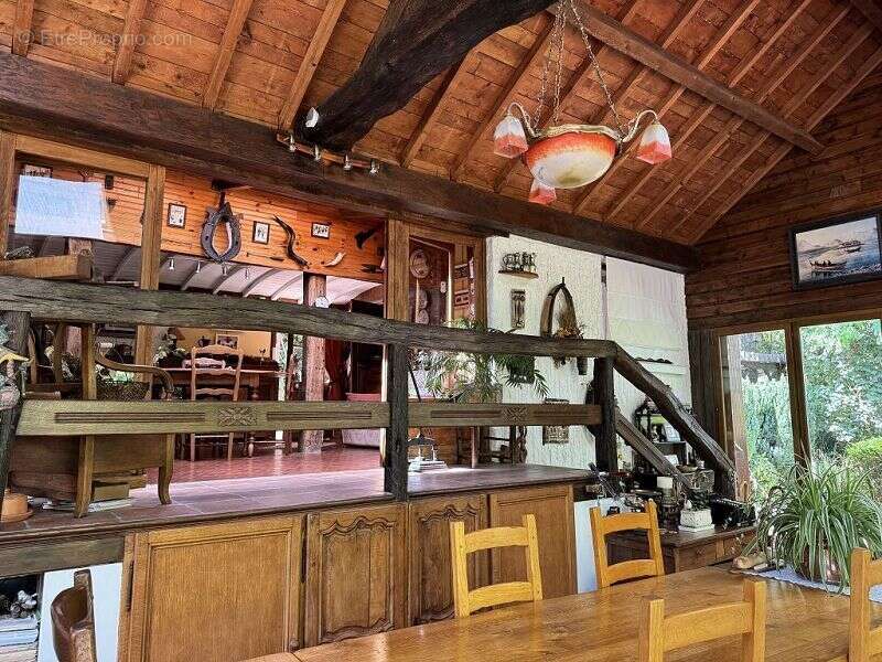 Maison 80 m² à Pont-Sur-Yonne  - photo 9