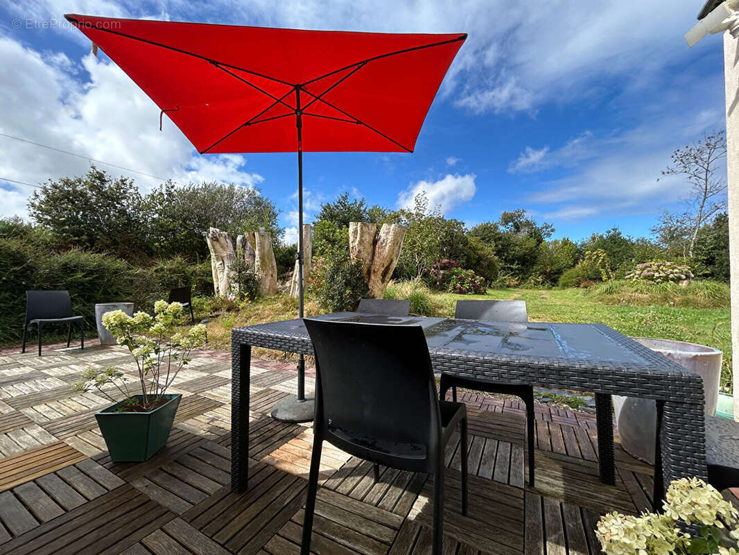 Maison rénovée + longère à rénover - Leuhan- 2500 m² de terrain - photo 3