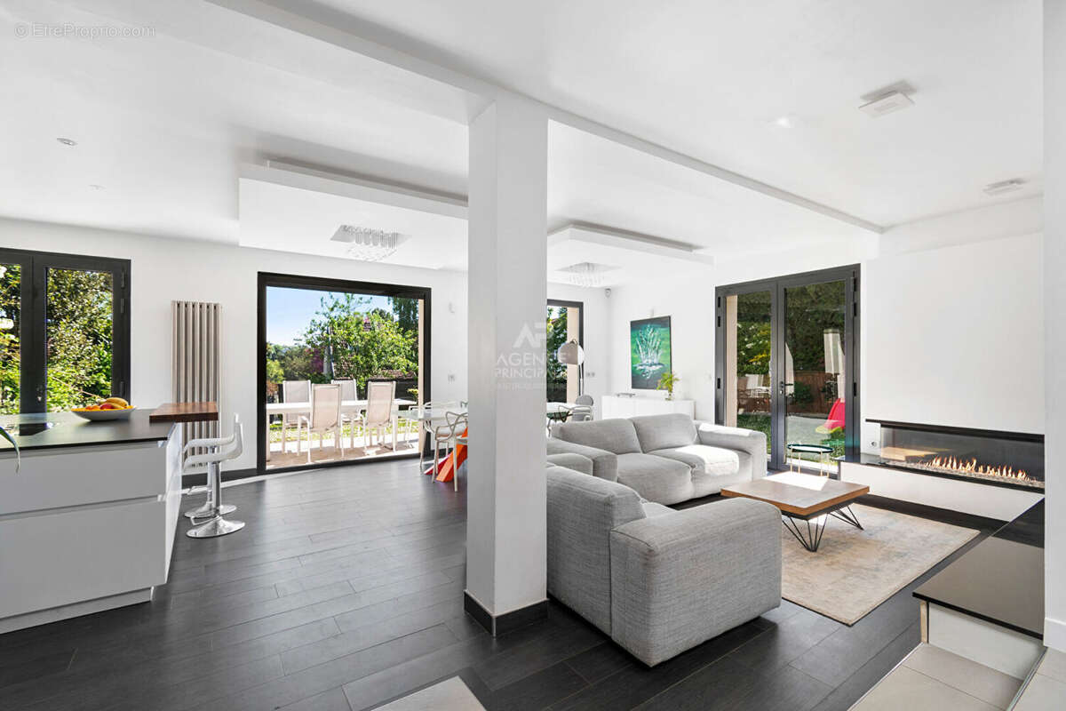 Maison à SAINT-GERMAIN-EN-LAYE