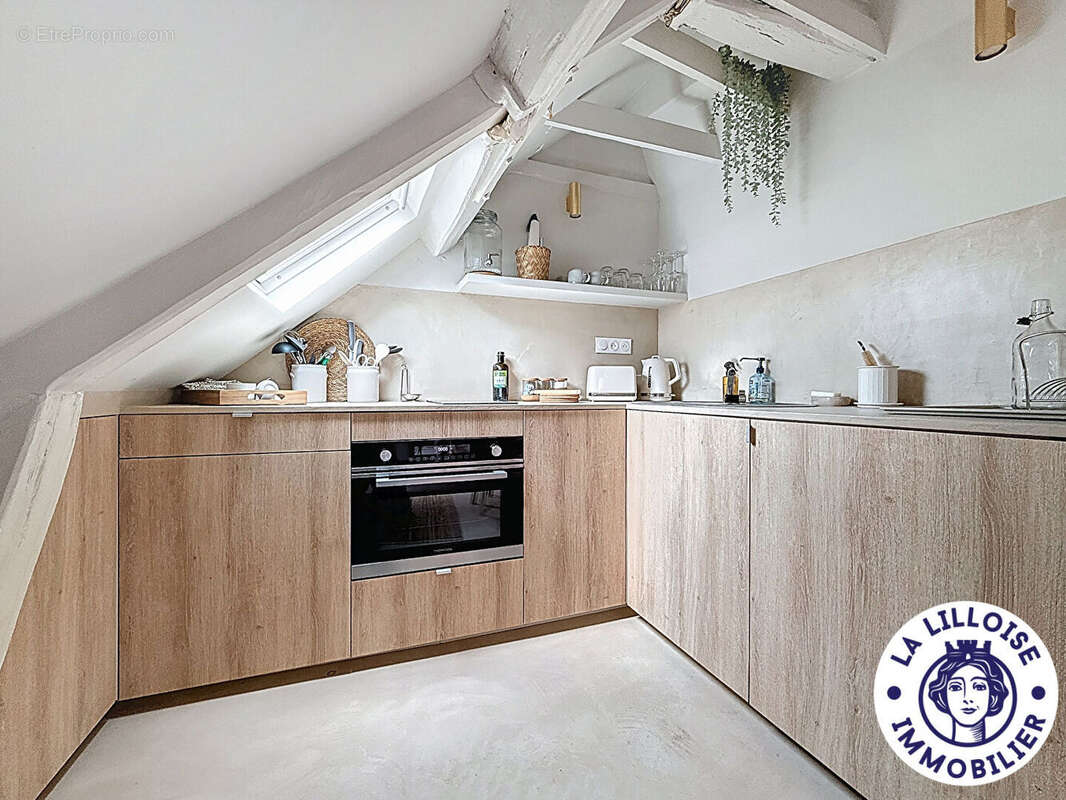 Appartement à PARIS-8E