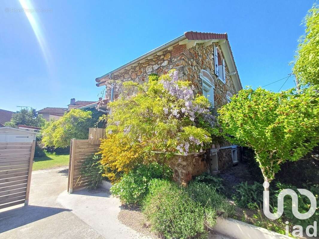 Photo 3 - Maison à MORANGIS