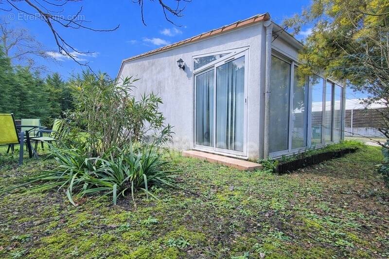 Maison à BARZAN