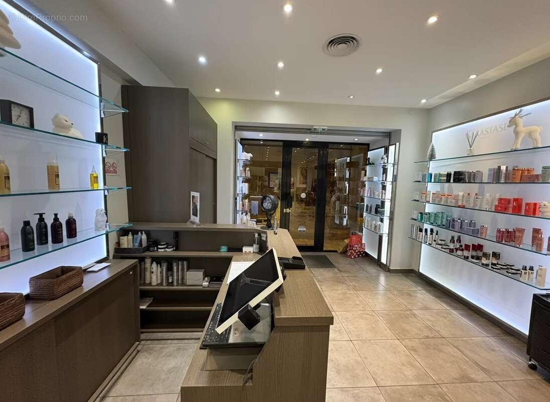 Commerce à AIX-EN-PROVENCE