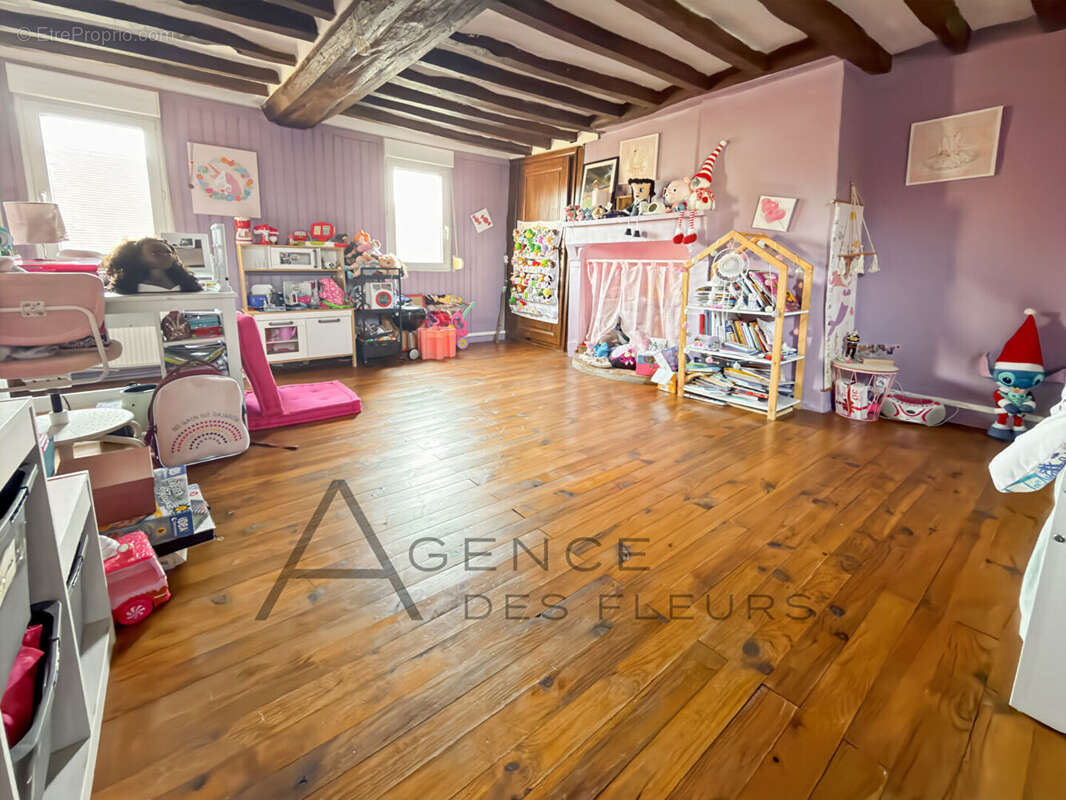 Maison à SAINT-PIERRE-LES-ELBEUF