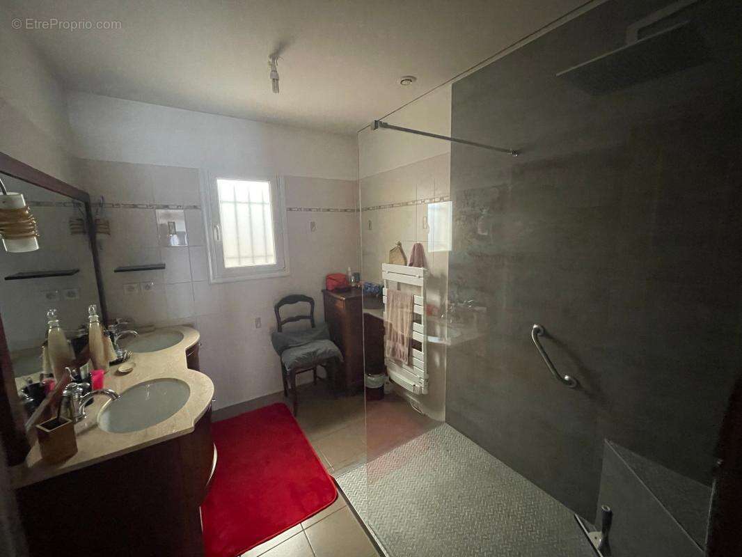 Maison à SIX-FOURS-LES-PLAGES