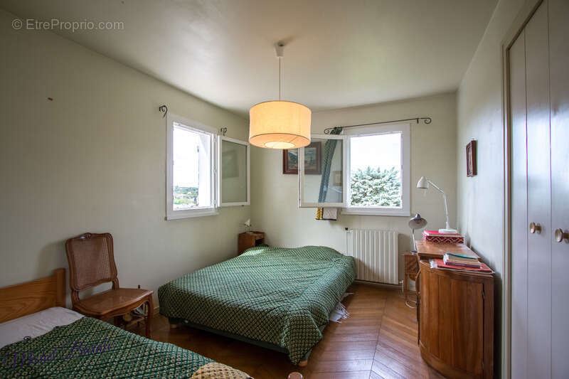 Dpt Rhône (69), à vendre CHAPONNAY maison P6 de 160 m² - Terrain de 1 450,00 m² - photo 34