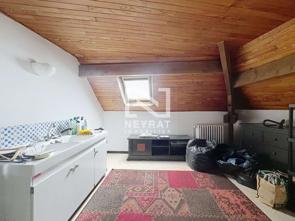 Maison à ETANG-SUR-ARROUX